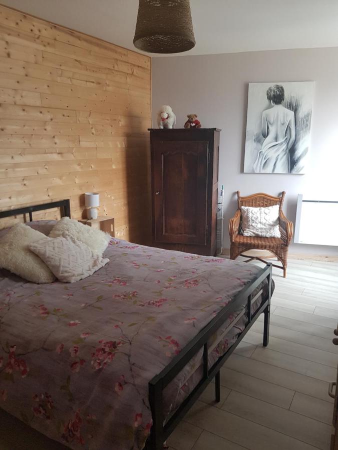Maison ,1 Chambre, Une Petite Piece , Un Salon, 5 Couchages Villa Chevire-le-Rouge Exterior photo